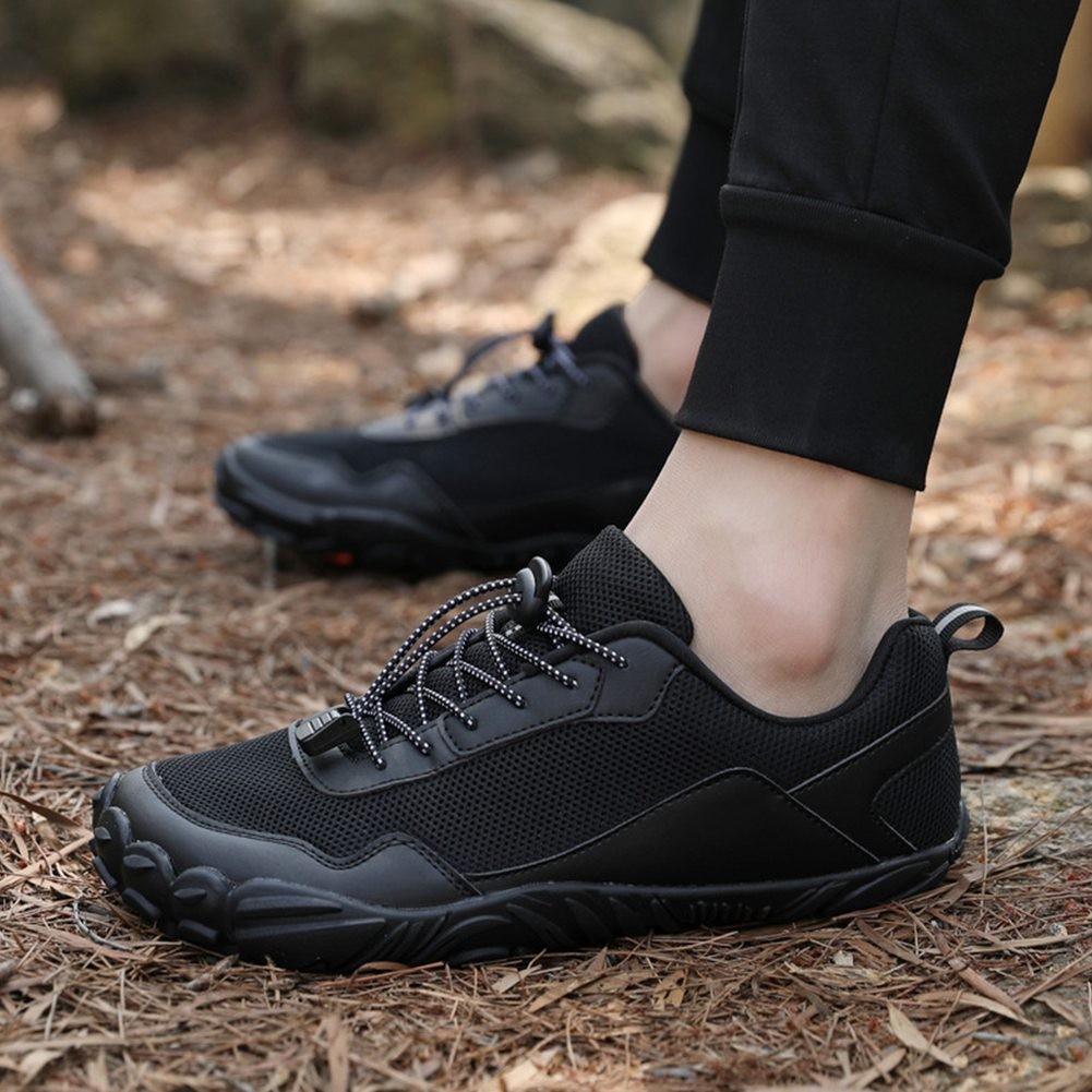 Lightweight Hiking Shoes Unisex Slip Resistant Rubber Sole EU 36 to 46 Sizes